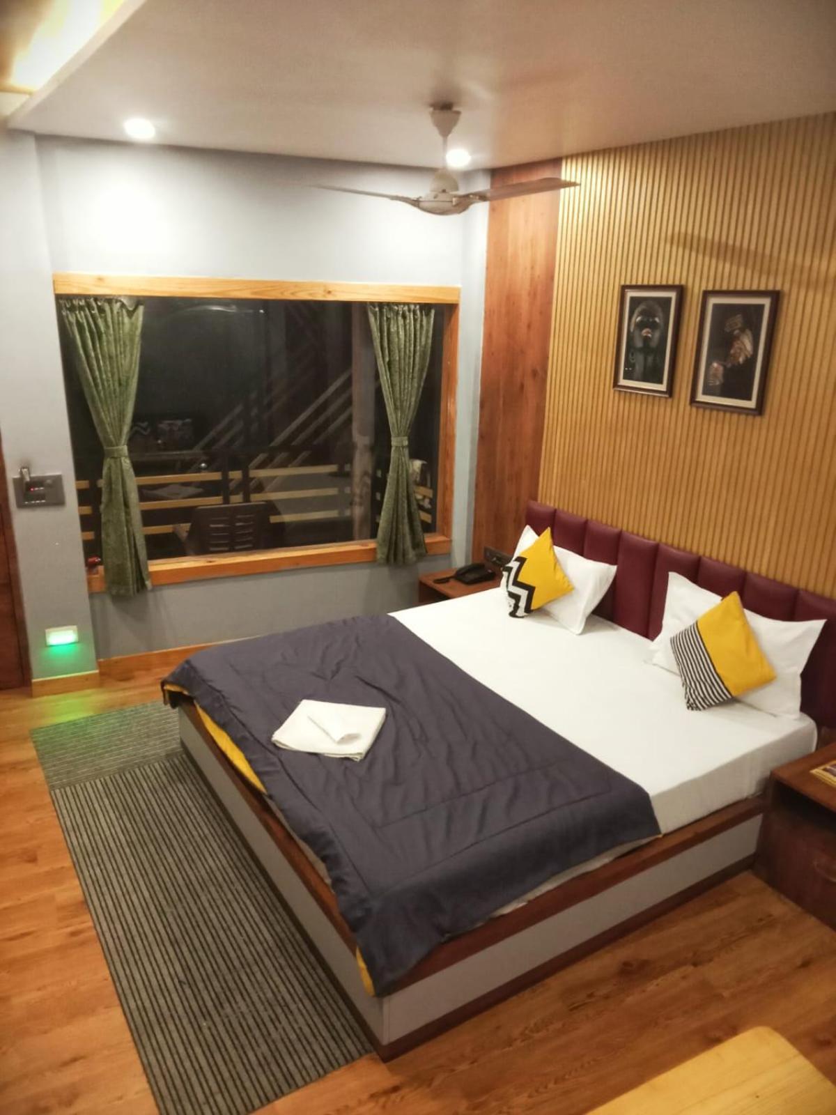The Promise Hotel And Resort Tajpur 외부 사진